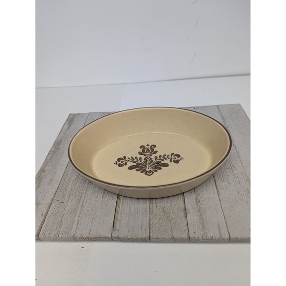 Pfaltzgraff Other - Pfaltzgraff Village Tan Serving Oval Bowl 241 USA 10"x7 1//2"